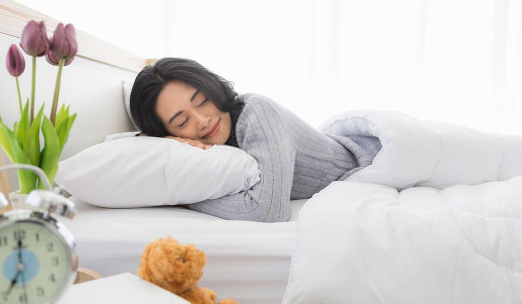 What a Side Sleeper Needs for Healthy Sleep - Shinysleep